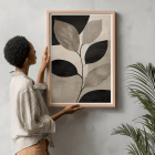 moody-botanical-no1-HOLDING-2